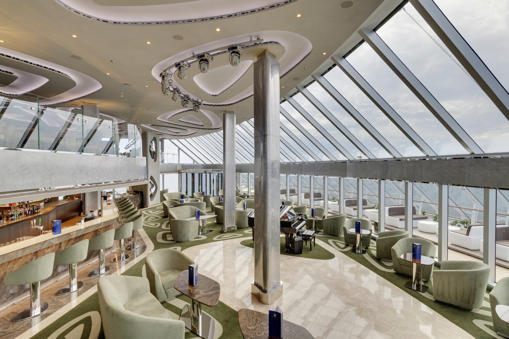 MSC Cruises MSC Seaview Yacht Club 4.jpg